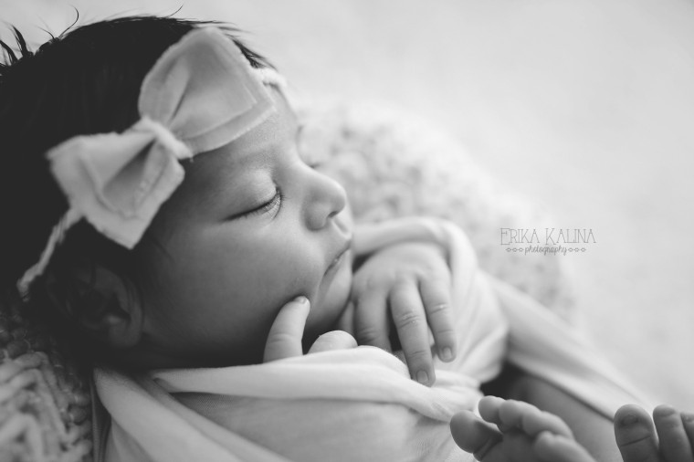 Fort Worth Newborn Photographer, Family of three, Lifestyle photography, Erika Kalina Photography